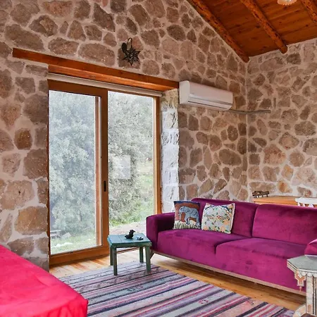 Stone House Chalet Olympos